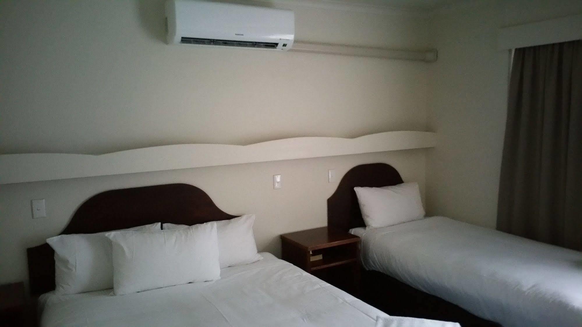 City View Motel Montagu Bay Exterior foto